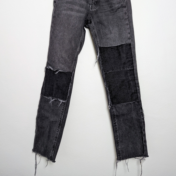 Urban Outfitters BDG Slim Straight Jeans High Waisted Patch Knees Black Size 24 - Picture 4 of 9